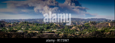 Il fumo proveniente da Los Angeles Fire Foto Stock