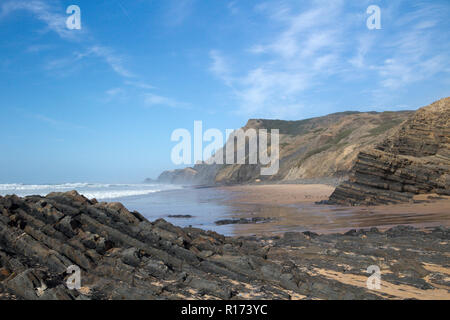 Cordama spiaggia, sulla costa occidentale dell'Algarve, PORTOGALLO Foto Stock