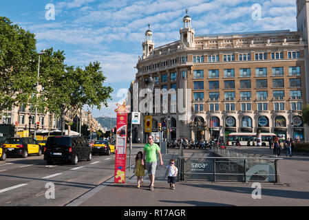 Banco Español de Crédito edificio in Plaça Catalunya, Barcelona, Spagna Foto Stock
