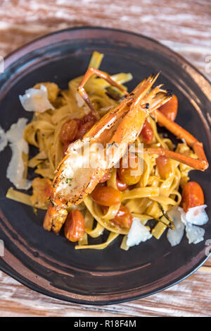 Tigre gigantesca boreale La pasta italiana La cucina gastronomo che Foto Stock