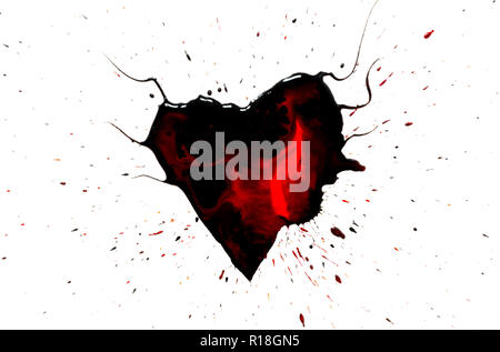 Cuore nero con le corna con gocce di rosso e macchie e vernice nera intorno a spruzzo isolati su sfondo bianco. Foto Stock