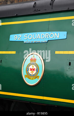 La targhetta sulla SR battaglia della Gran Bretagna classe pacific n. 34081 '92 Squadron' mentre visitano Grosmont stazione. Foto Stock