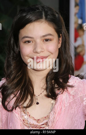 Miranda Cosgrove 11/20/05 la vostra, miniera ed il nostro Arclight @, Hollywood foto di Fuminori Kaneko/HNW / PictureLux (20 novembre 2005) Foto Stock