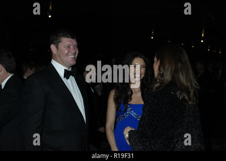 (L-r) di James Packer, Erica Imballatore e Jane Ferguson la Victor Chang "cuore a cuore la sfera a Sydney Convention and Exhibition Centre. Sydney, Australia - 01.08.09. Foto Stock