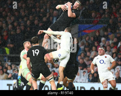 Londra, Regno Unito. Decimo Nov, 2018. Brodie Retallick della Nuova Zelanda durante Quilter International tra Inghilterra e Nuova Zelanda a Twickenham Stadium di Londra, Inghilterra il 10 Nov 2018. Credit: Azione Foto Sport/Alamy Live News Foto Stock