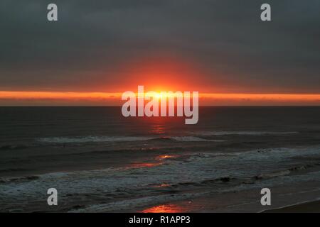Daytona Beach Estate presto l'alba sul Oceano Atlantico Foto Stock