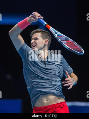 Londra, Regno Unito. 11 Nov 2018. Dominic Thiem (Austria) durante la Nitto ATP World Tour Finals Londra presso l'O2, Londra, Inghilterra il 11 novembre 2018. Foto di Andy Rowland. Credito: Andrew Rowland/Alamy Live News Foto Stock