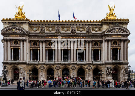 Parigi, Francia - maggio 24,2011: Academie Nationale de Musique facciata Foto Stock