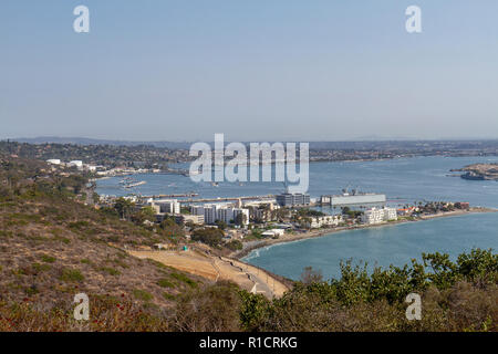 La base navale di Point Loma da Cabrillo National Monument, vicino a San Diego, California, Stati Uniti. Foto Stock
