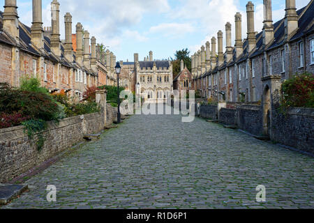 Guardando verso la cappella e la Biblioteca di Vicari vicino. Wells,Somerset, Regno Unito Foto Stock