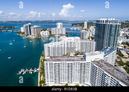 Miami Beach Florida, Biscayne Bay Water, vista aerea dall'alto, Flamingo South Beach condominium, grattacielo alto grattacielo grattacieli buildin Foto Stock