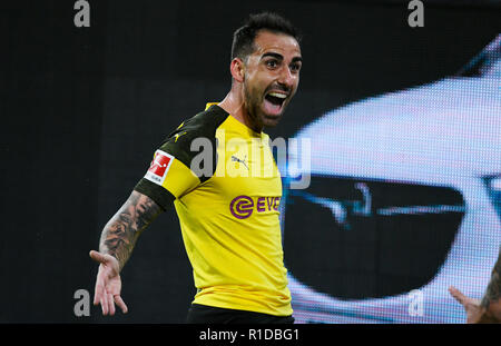 Dortmund, Germania. 10 Nov 2018. Signal Iduna Park Dortmund Germania 10.11.2018, tedesco Football League stagione 2018/19 Giornata11, Borussia Dortmund (BVB) vs FC Bayern MŸnchen (Munchen, Muenchen) ---- Paco Alcacer (BVB) celebra DFL regolamenti vietano qualsiasi uso di fotografie come sequenze di immagini e/o quasi-credito video: kolvenbach/Alamy Live News Foto Stock