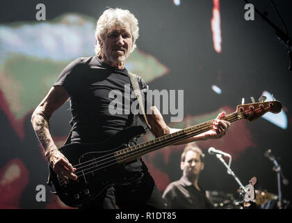 Roger Waters dei Pink Floyd eseguendo un concerto a Oslo Telenor Arena il 14 agosto 2018 Foto Stock