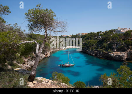 La baia di Cala Pi, Llucmajor, Maiorca, isole Baleari, Spagna. Foto Stock