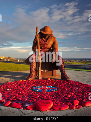 "Tommy' all'alba sul ricordo Domenica, Seaham, County Durham, Regno Unito Foto Stock