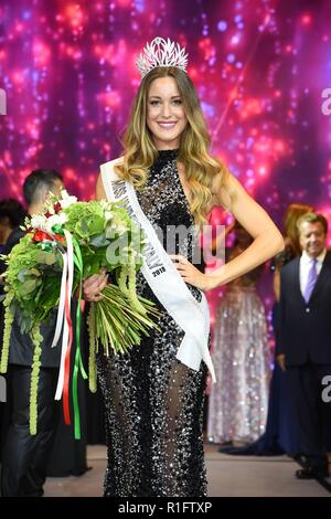 Roma, Italia. Xi Nov, 2018. Roma: Hotel A. Roma stile di vita. Selezione italiana per Miss Universo. Nella foto: Erica De Matteis, vince il titolo di rappresentante italiana per Miss Universo. Sarà lui a Bangkok nel mese di dicembre per la finale mondiale del credito: Indipendente Agenzia fotografica/Alamy Live News Foto Stock