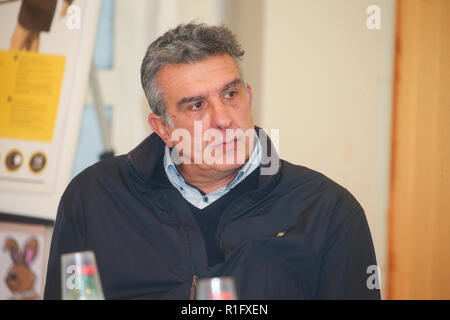 Caserta, Campania, Italia, 12 Nov 2018. Scuola V ¡ circolo didattico di Caserta prima in Italia per includere i richiedenti asilo nel suo staff nella foto il direttore del parco della Reggia di Caserta Leonardo Ancona Credito: Antonio Balasco/Alamy Live News Foto Stock