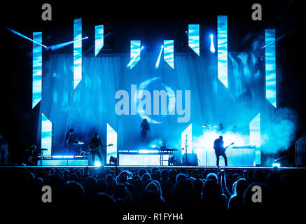 Austin, Texas, Stati Uniti d'America. 25 ott 2018. Un cerchio perfetto eseguire ad Austin360 anfiteatro di Austin, Texas. Credito: Alicia Armijo/ZUMA filo/Alamy Live News Foto Stock