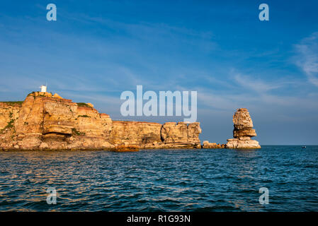 La pila di mare all'estremità nord di Lijubadao, una delle isole Changdao, Shandong, Cina. Foto Stock