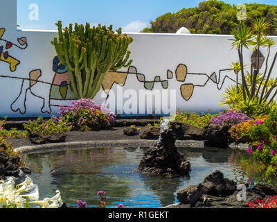 Nel giardino di César Manrique Foundation,El Taro de Tahiche, Lanzarote,Las Palmas,Isole Canarie,Spagna Foto Stock