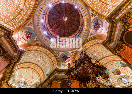 MONTREAL, CANADA, Ottobre 09, 2016 : gli interni e i dettagli di Maria regina del mondo basilica, ottobre 09, 2016 a Montreal, Quebec, Canada Foto Stock