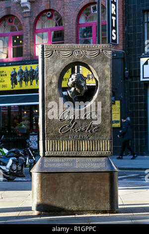 Agatha Christie Memorial da Ben Twiston-Davies in Covent Garden di Londra, Regno Unito Foto Stock