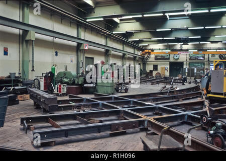 Wien, Strassenbahn, Zentralwerkstätte (heute Hauptwerkstätte), Schienenwerkstatt Foto Stock