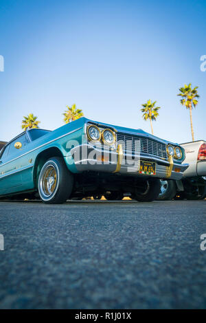 Un tipo di lowrider auto personalizzata sulla Spiaggia di Venice, California Foto Stock