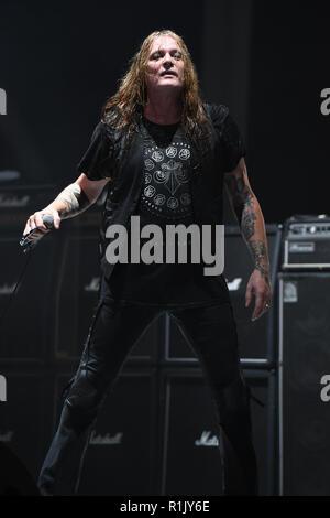 MIRAMAR FL - 11 novembre: Sebastian Bach esegue durante il Rock Fest 80s al Miramar Parco Regionale anfiteatro su Novembre 11, 2018 a Miramar, Florida. Credito: mpi04/MediaPunch Foto Stock