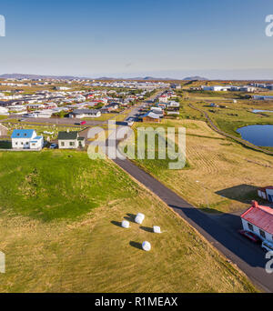 Innri Njadvik, Reykjanes Penisola, Islanda. Questa immagine viene girato utilizzando un drone. Foto Stock