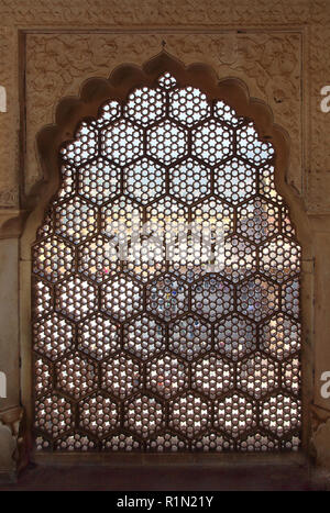 Ornamento finestra di reticolo in India Foto Stock