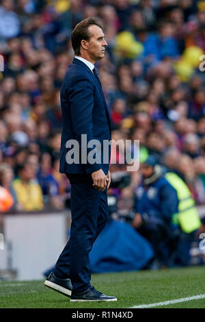 Barcellona, Spagna - 28 ottobre: Julen Lopetegui capo allenatore del Real Madrid CF reagisce durante la Liga match tra FC Barcelona e Real Madrid CF al Camp Nou il 28 ottobre 2018 a Barcellona, Spagna. David Aliaga/MB Media Foto Stock