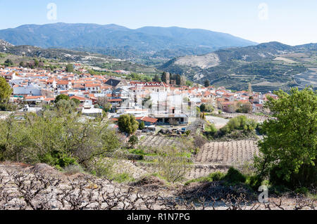 Vista del villaggio, Omodos (Monti Troodos), Limassol District, la Repubblica di Cipro Foto Stock