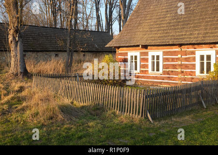 Vecchia casa in legno Foto Stock