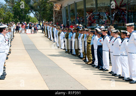 PERTH, Australia - 11 Novembre 2018: centenario Giorno del Ricordo al membro Memoriale di guerra in Kings Park Foto Stock