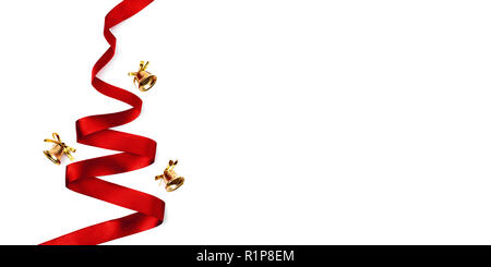 Albero di Natale fatto dal nastro su sfondo bianco Foto Stock