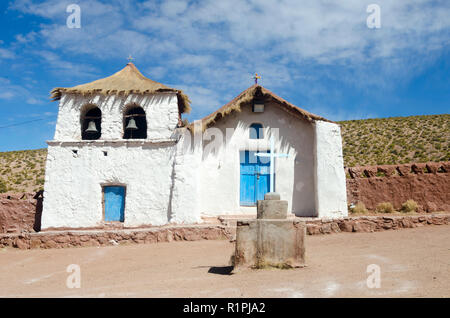 La Chiesa al MACHUCA (2004), nei pressi di San Pedro de Atacama, Cile Foto Stock
