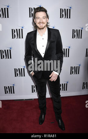 Nashville, Tennessee, Stati Uniti d'America. Xiii Nov, 2018. Durante gli arrivi per la 66annuale Paese BMI Awards. Credito: Laura Farr/Admedia/ZUMA filo/Alamy Live News Foto Stock