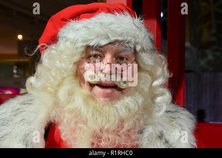 Londra, Regno Unito. 14 Novembre, 2018. Babbo Natale lancia il sogno giocattoli elenco,il giocattolo Associazione dettaglianti rivela 2018 sogno giocattoli per Natale.St Mary's Church,London.UK Credit: Michael melia/Alamy Live News Foto Stock
