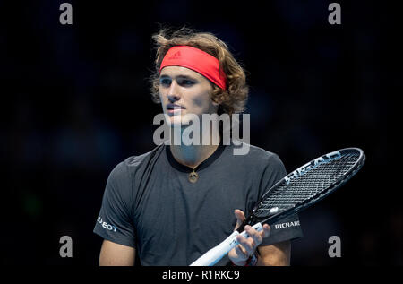 Londra, Regno Unito. 14 Nov 2018. Alexander Zverev (Germania) durante il giorno 4 del secondo round robin corrispondono all'Nitto ATP Finals Londra presso l'O2, Londra, Inghilterra il 14 novembre 2018. Foto di Andy Rowland. Credito: Andrew Rowland/Alamy Live News Foto Stock