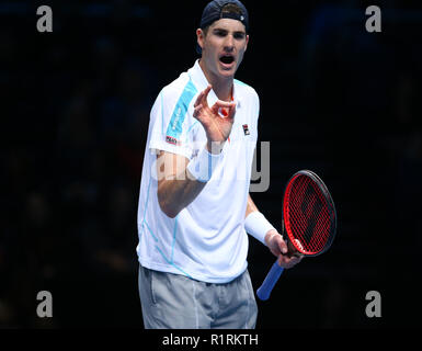 Londra, Regno Unito. Novembre 14, 2018. John Isner (USA) contro Marin CILIC (CRO) durante il giorno quattro single di Nitto ATP World Tour Finals giocato all'O2 Arena di Londra il 14 novembre 2018. Azione di Credito Foto Sport Foto Stock