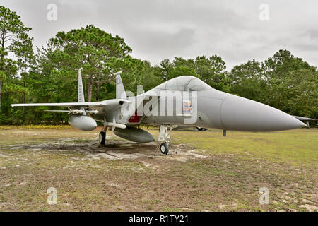 F-15 Eagle un caccia della United States Air Force, sul display statico all'aria esterna sul museo Eglin Air Force Base, Florida USA. Foto Stock