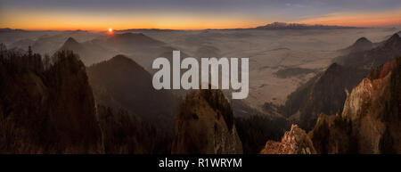 Monti Tatra da Pieniny montagne nella luce del mattino, Polonia Foto Stock