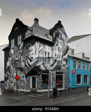 Parete progetto di poesia, 23 Laugavegur Street, Reykjavik Foto Stock