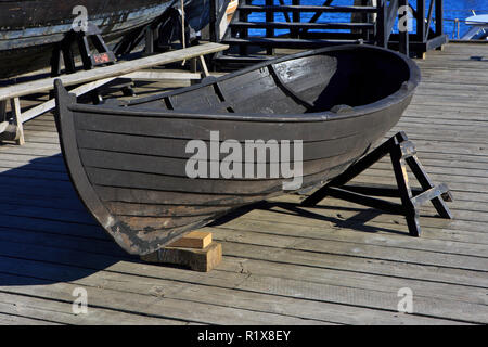 Una ricostruzione di un'era vichinga barca presso il Museo delle Navi Vichinghe a Roskilde, Danimarca