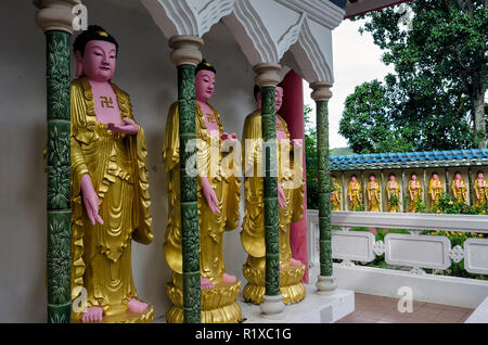 Statue di Buddha nel tempio di Kek Lok Si, Penang, Malaysia Foto Stock