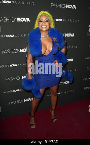 Hollywood, CA. Xiv Nov, 2018. Dreamdoll, alla moda Nova x Cardi B collaborazione Evento di lancio a Boulevard3 in Hollywood, la California il 14 novembre 2018, Credit: Faye Sadou/media/punzone Alamy Live News Foto Stock