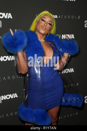 Hollywood, CA. Xiv Nov, 2018. Dreamdoll, alla moda Nova x Cardi B collaborazione Evento di lancio a Boulevard3 in Hollywood, la California il 14 novembre 2018, Credit: Faye Sadou/media/punzone Alamy Live News Foto Stock