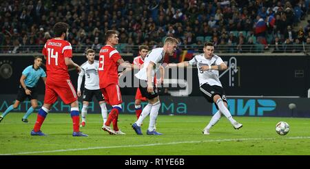 Leipzig, Germania. Xv Nov, 2018. firo: 15.11.2018, calcio, Landerspiel, squadra nazionale, stagione 2018/2019, GER, Germania - RUS, Russia Russia obiettivo a 2: 0, SULE | Utilizzo di credito in tutto il mondo: dpa/Alamy Live News Foto Stock