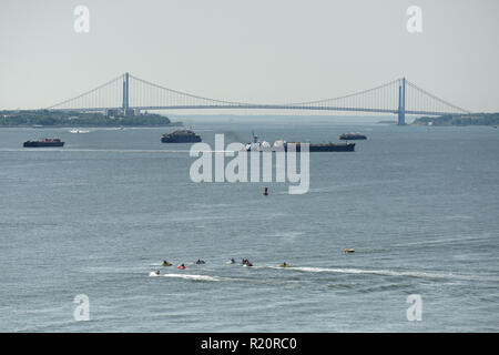 Verrazzano-Narrows bridge in New York, NY, STATI UNITI D'AMERICA Foto Stock